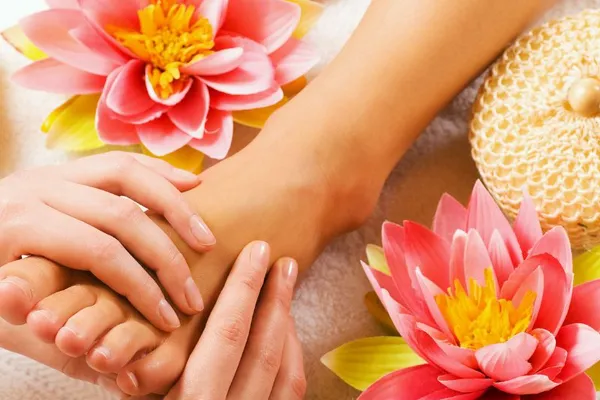 Thai Foot and Leg Massage